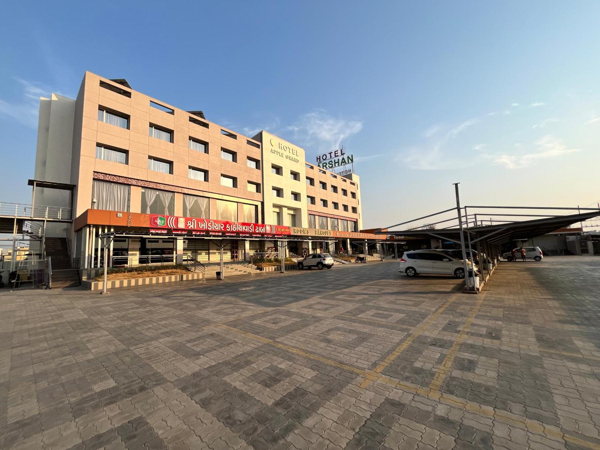 Hotel Grand Darshan Vadodara Luaran gambar