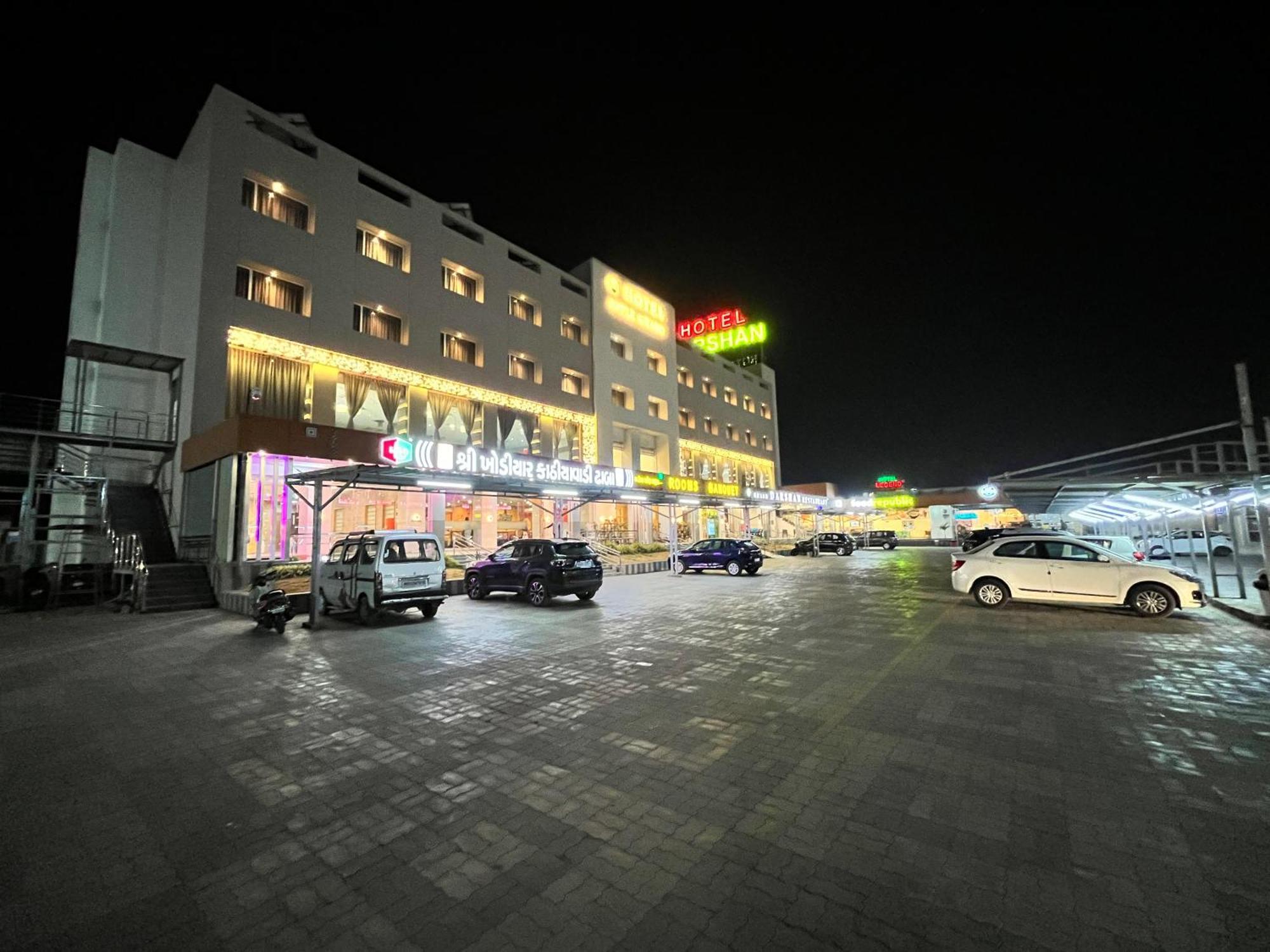 Hotel Grand Darshan Vadodara Luaran gambar
