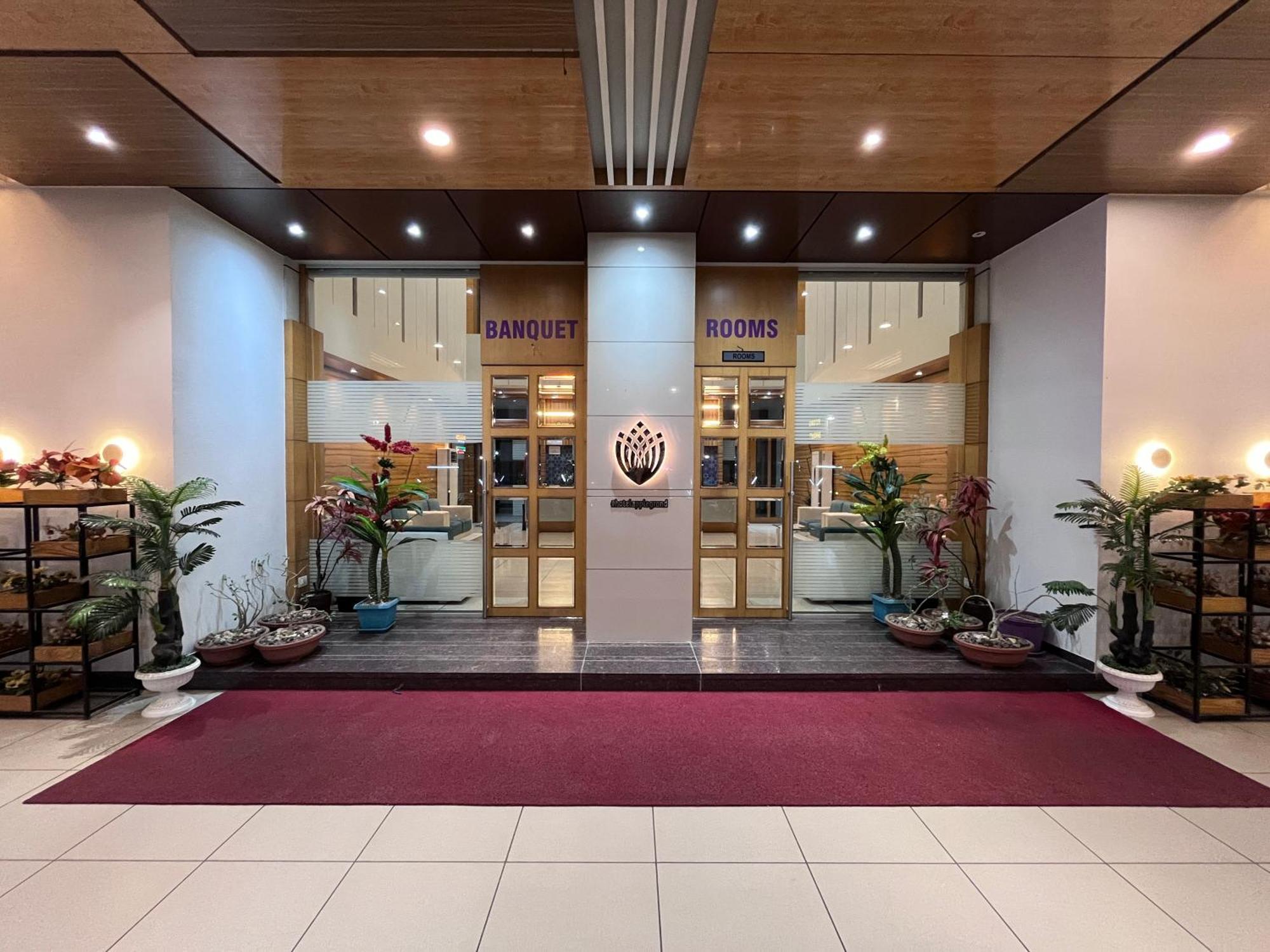 Hotel Grand Darshan Vadodara Luaran gambar